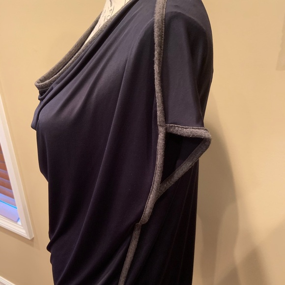 Worthington Blouse - Picture 2 of 3